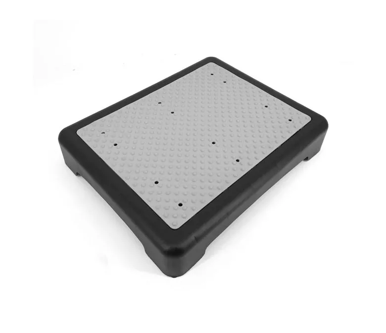 Csúszásgátló lépcsős mobilitást segítő platform