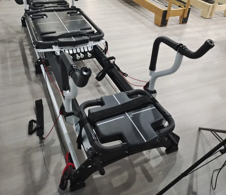 Nagy multifunkcionális Pilates Reformer gép