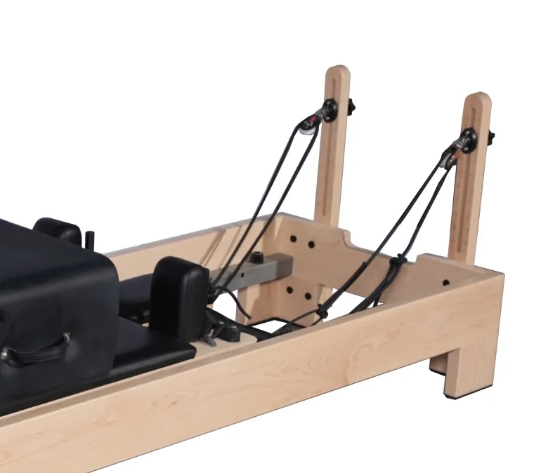 Body Training Core Bed Maple Wood Pilates Reformer gép belső lábtartókkal