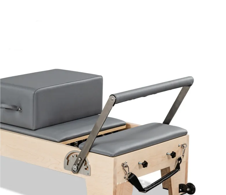 Studio Pilates Maple Reformer féltrapézzel