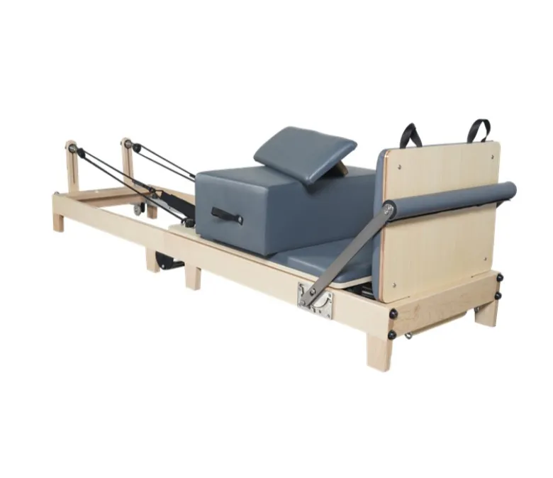 Összecsukható Pilates edzőgép fa lábakkal