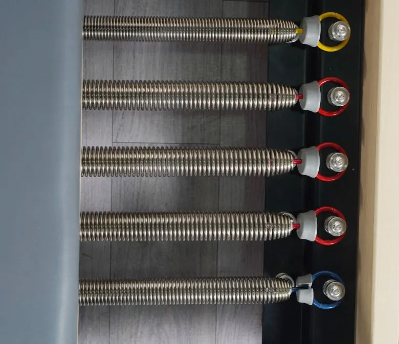 Összecsukható Pilates edzőgép fa lábakkal