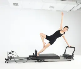 Wavar&reg; Exkluz&iacute;v Design Patent Alum&iacute;nium&ouml;tv&ouml;zet &Ouml;sszecsukhat&oacute; Pilates Reformer Hordozhat&oacute; Reformer