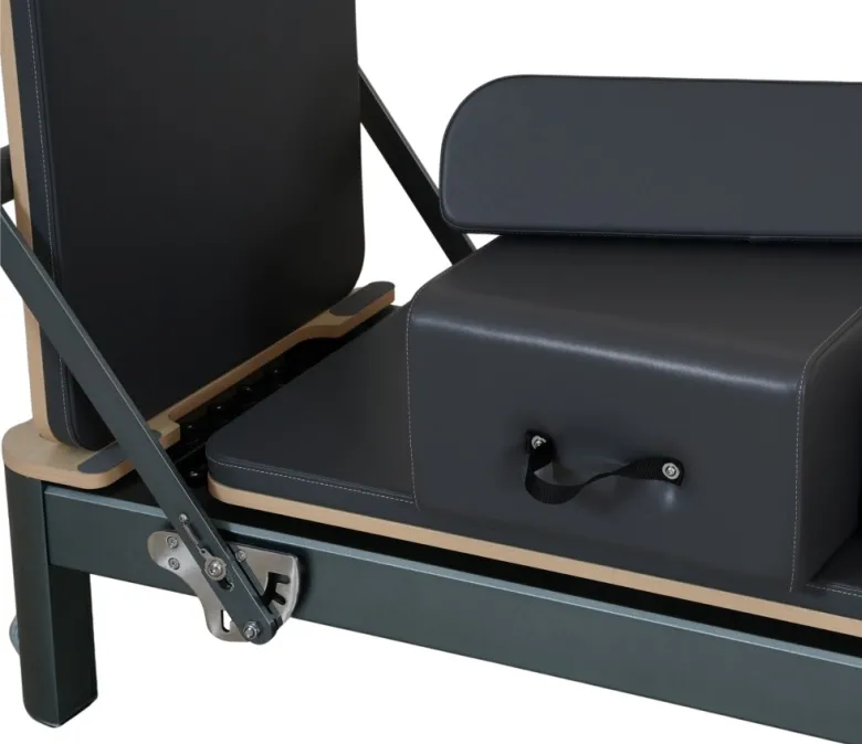 Eloxált Gunmetal Grey Pilates Reformer 4.0