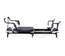 Nagy multifunkcion&aacute;lis Pilates Reformer g&eacute;p