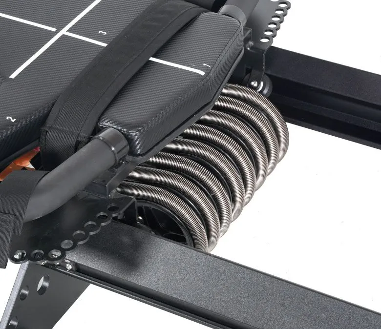 Nagy, nem forgó nyéllel rendelkező Pilates Reformer gép