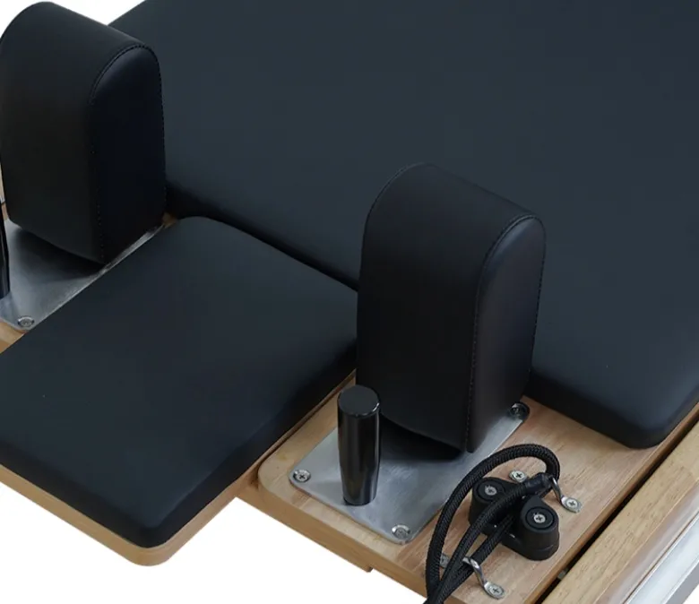 Tölgy teljes pályás féltrapéz - Stúdió Pilates Reformer toronnyal