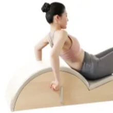 A vásárlói igényeknek megfelelően kiegészítőket adunk a termékhez, hogy kényelmesebbé tegyük a napi használatot. Például egy pár fogantyút adnak a gerinckorrektorhoz a mozgás megkönnyítése érdekében.